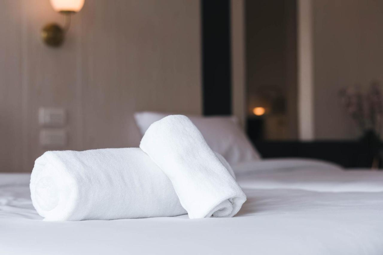 Qlosest Hotel Nakhonratchasima Buitenkant foto