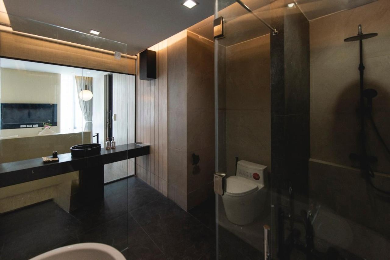 Qlosest Hotel Nakhonratchasima Buitenkant foto